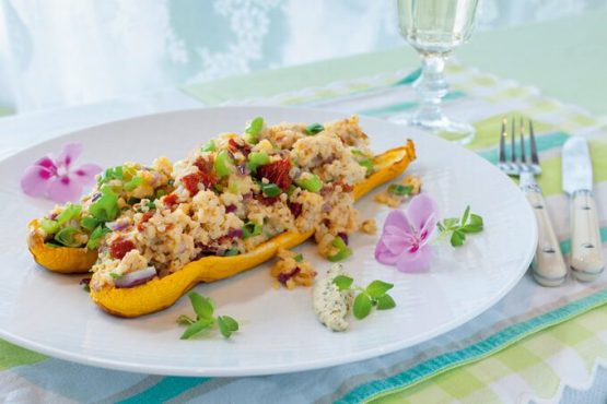 Zucchini mit Tomaten-Bärlauch Bulgur - Zwergenwiese